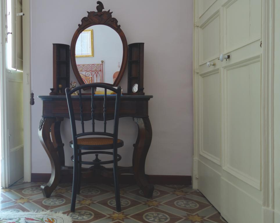 Apartment Palazzo Mansi Montenegro *